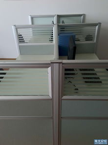 傳媒公司搬遷大甩賣，辦公設備超值處理，機不可失！